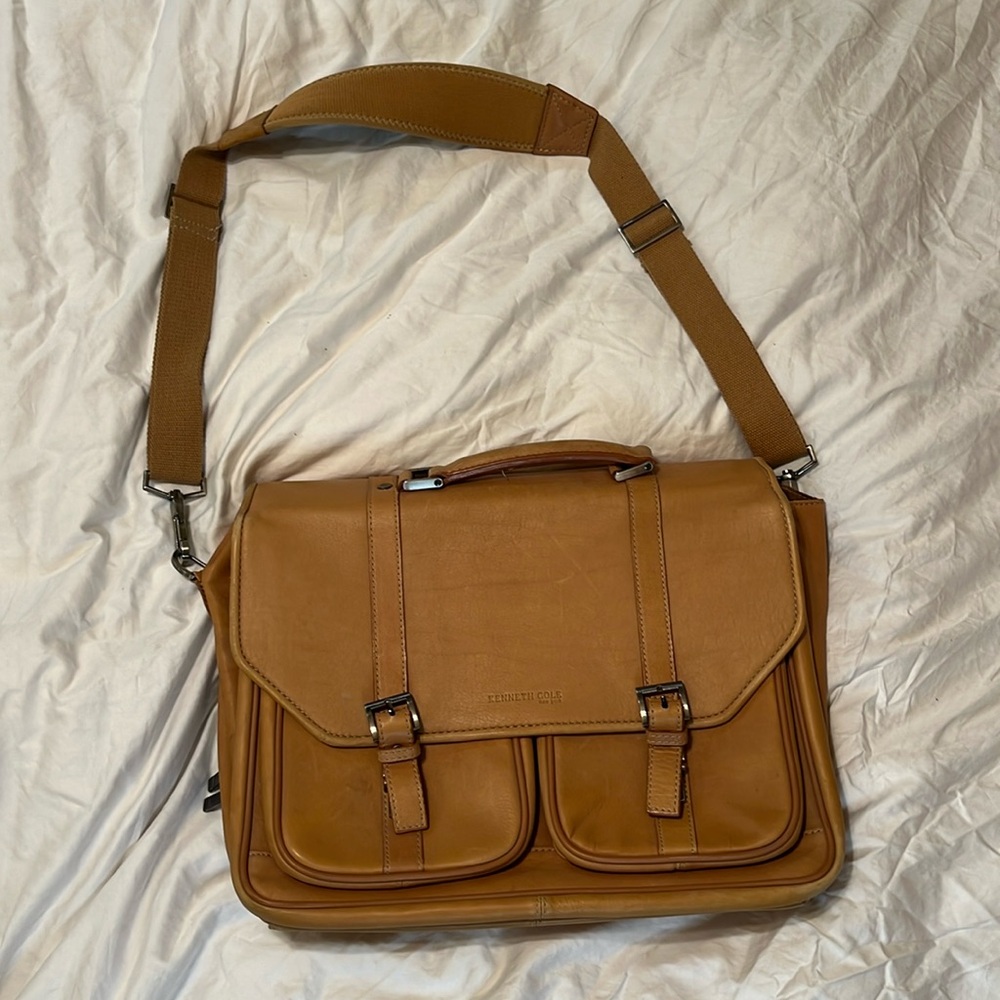 Kenneth Cole New York Leather Messenger Bag